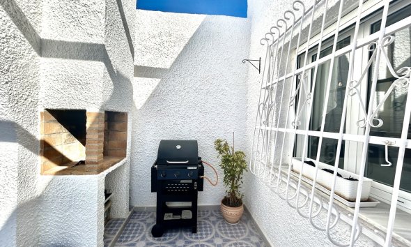 Resale - Villa - Orihuela Costa - Villamartin