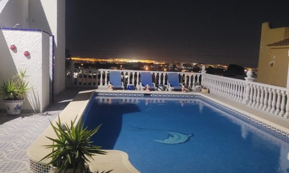 Resale - Villa - Orihuela Costa - Villamartin