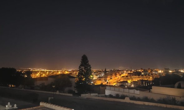 Resale - Villa - Orihuela Costa - Villamartin