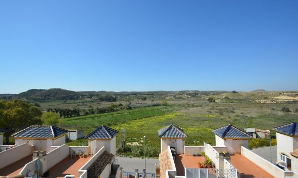 Resale - Terraced house / Townhouse - Guardamar del Segura - El Edén - Los Estaños