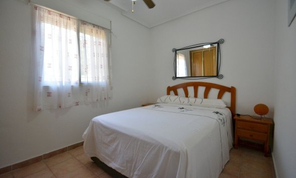 Resale - Terraced house / Townhouse - Guardamar del Segura - El Edén - Los Estaños