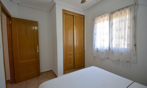 Resale - Terraced house / Townhouse - Guardamar del Segura - El Edén - Los Estaños