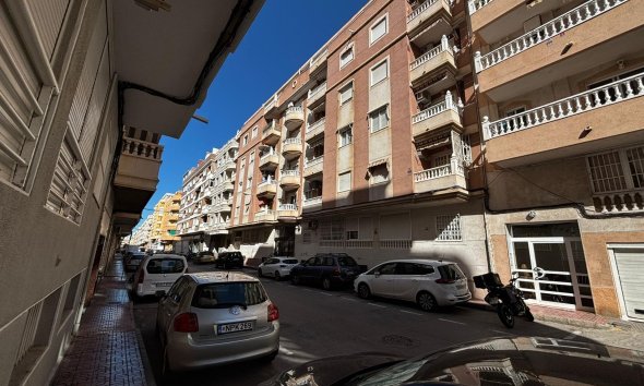 Reventa - Apartamento - Torrevieja - Playa del cura