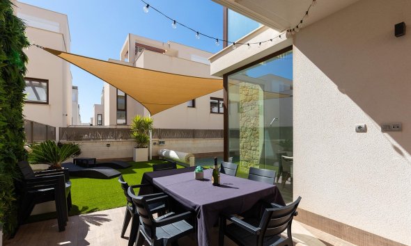 Resale - Villa - Rojales - Pueblo bravo