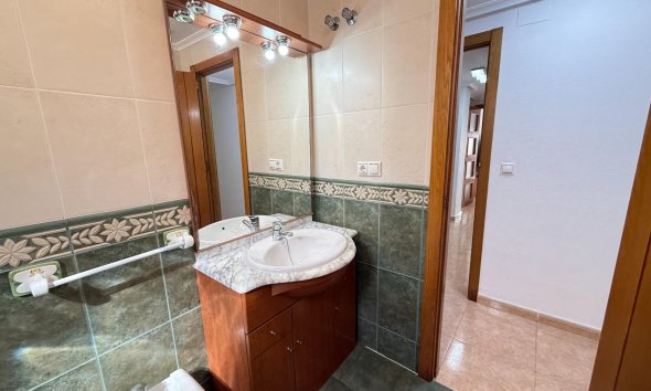 Reventa - Apartamento - Torrevieja - Playa del cura