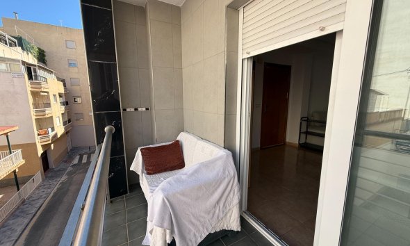 Reventa - Apartamento - Torrevieja - Playa del cura