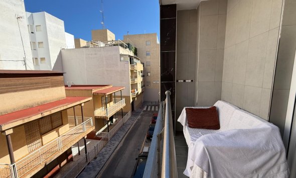 Reventa - Apartamento - Torrevieja - Playa del cura