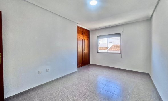 Resale - Duplex / Two-storey apartment - Pilar de la Horadada - Zona Pueblo