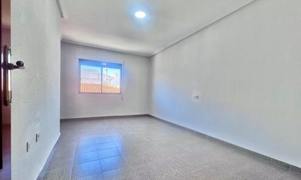 Resale - Duplex / Two-storey apartment - Pilar de la Horadada - Zona Pueblo