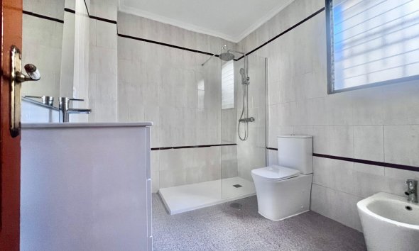 Resale - Duplex / Two-storey apartment - Pilar de la Horadada - Zona Pueblo