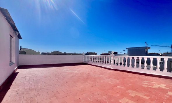 Resale - Duplex / Two-storey apartment - Pilar de la Horadada - Zona Pueblo