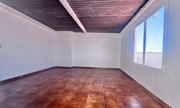 Resale - Duplex / Two-storey apartment - Pilar de la Horadada - Zona Pueblo