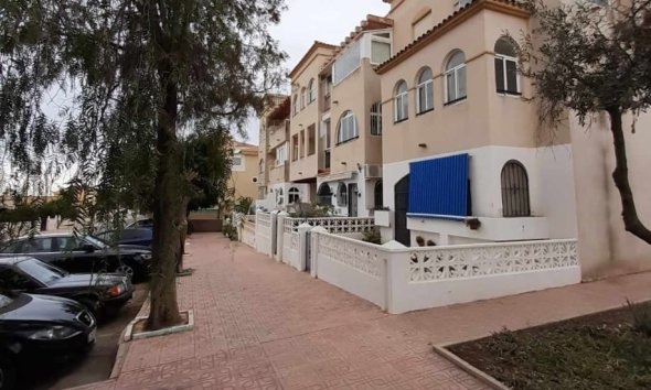 Resale - Apartment - Orihuela Costa - La Florida