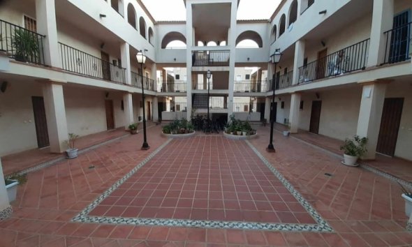 Resale - Apartment - Orihuela Costa - La Florida