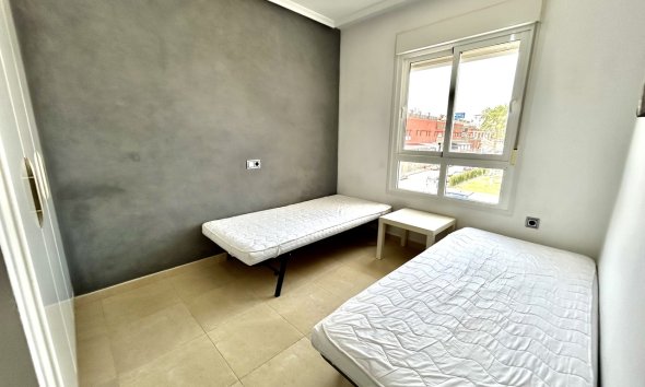 Resale - Apartment - Orihuela Costa - Villamartin