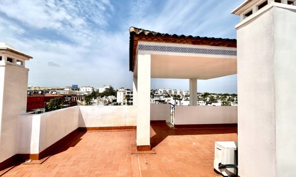 Resale - Apartment - Orihuela Costa - Villamartin