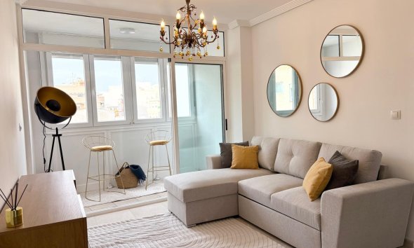 Resale - Apartment - Torrevieja