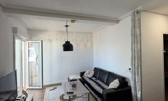 Resale - Apartment - Orihuela Costa - Punta Prima