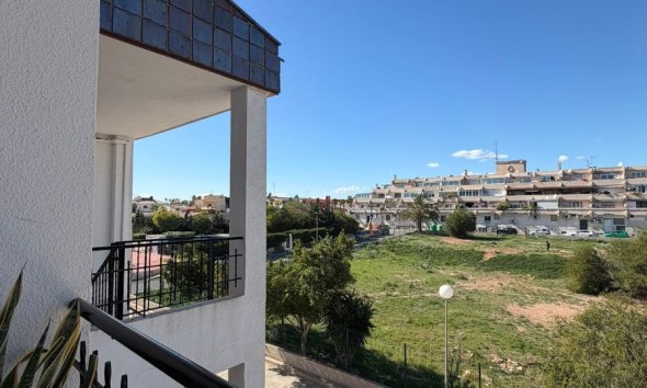 Resale - Apartment - Orihuela Costa - Punta Prima