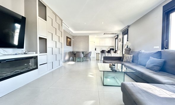 Resale - Villa - Torrevieja - Los Balcones