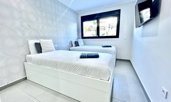 Resale - Villa - Torrevieja - Los Balcones