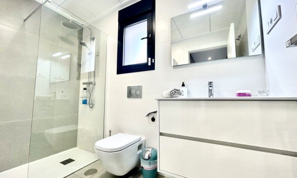 Resale - Villa - Torrevieja - Los Balcones