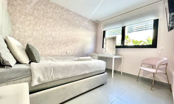 Resale - Villa - Torrevieja - Los Balcones