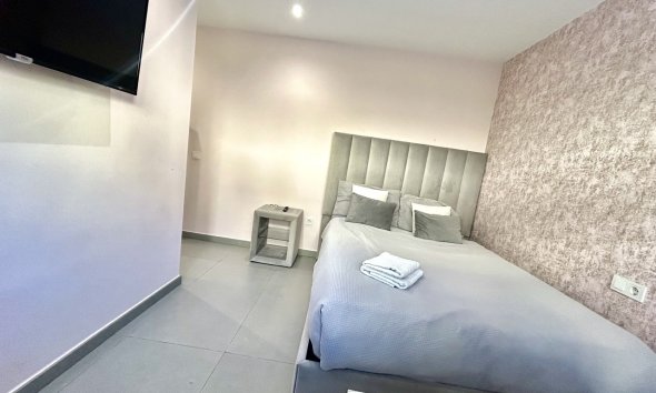 Resale - Villa - Torrevieja - Los Balcones