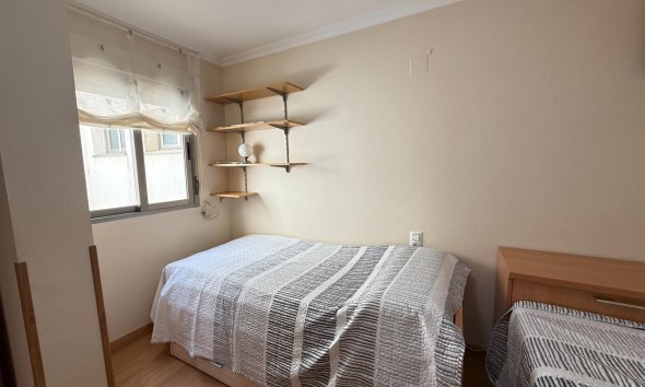 Reventa - Apartamento - Torrevieja - Playa de los locos