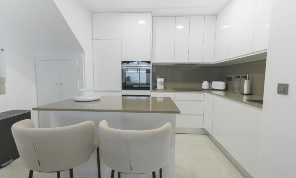 Resale - Terraced house / Townhouse - Dolores