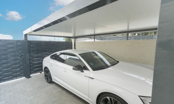 Resale - Terraced house / Townhouse - Dolores