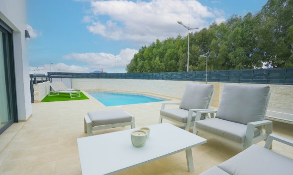 Resale - Terraced house / Townhouse - Dolores