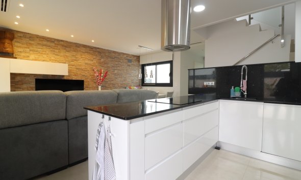 Resale - Villa - Benijofar