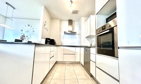 Resale - Apartment - Orihuela Costa - Los Dolses