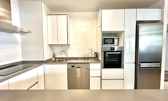 Resale - Apartment - Orihuela Costa - Los Dolses