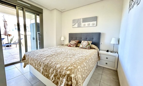 Resale - Apartment - Orihuela Costa - Los Dolses