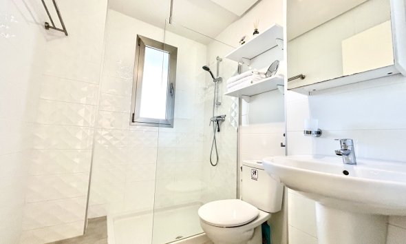 Resale - Apartment - Orihuela Costa - Los Dolses