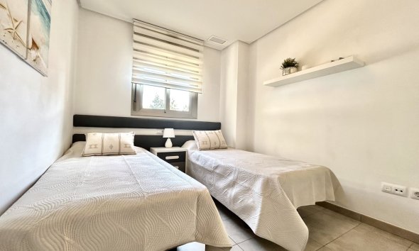 Resale - Apartment - Orihuela Costa - Los Dolses