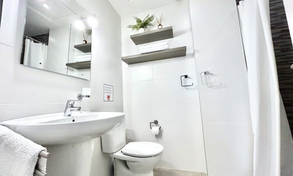 Resale - Apartment - Orihuela Costa - Los Dolses