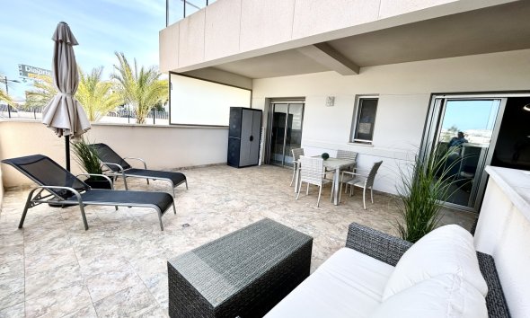 Resale - Apartment - Orihuela Costa - Los Dolses