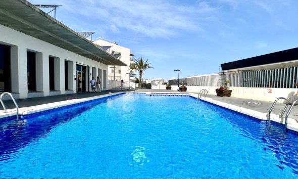 Resale - Apartment - Orihuela Costa - Los Dolses