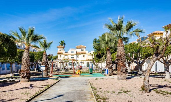 Reventa - Adosado - ﻿Torrevieja (Alicante) - Torrevieja