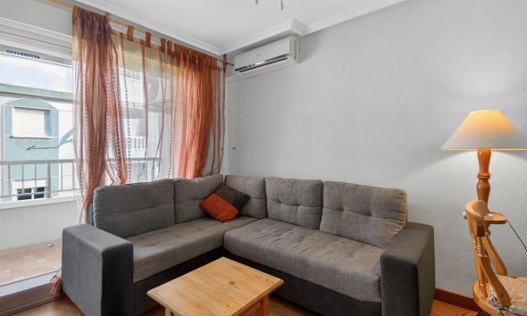 Resale - Apartment - Torrevieja - Parque de las Naciones