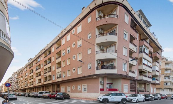 Resale - Apartment - Torrevieja - Parque de las Naciones