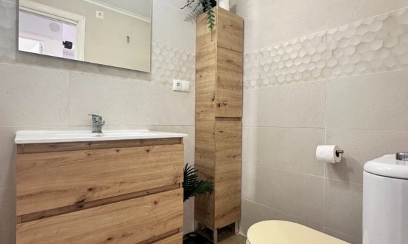 Resale - Bungalow - Orihuela Costa - Cabo Roig