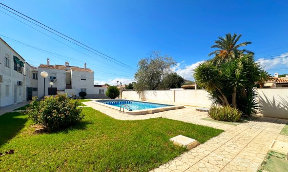Resale - Bungalow - Orihuela Costa - Cabo Roig