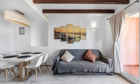 Resale - Apartment - Torrevieja - Playa de los locos