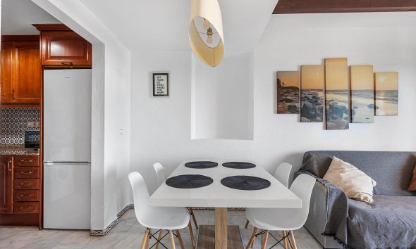 Resale - Apartment - Torrevieja - Playa de los locos