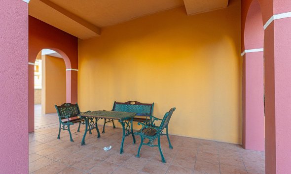 Resale - Apartment - Torrevieja - Playa de los locos