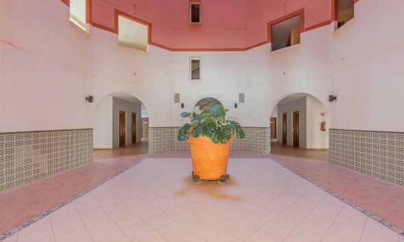 Resale - Apartment - Torrevieja - Playa de los locos